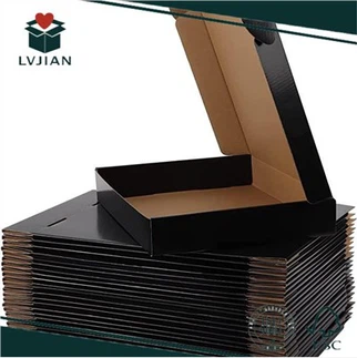 Hullámpapír doboz strasszos összecsukható vesszőkhöz